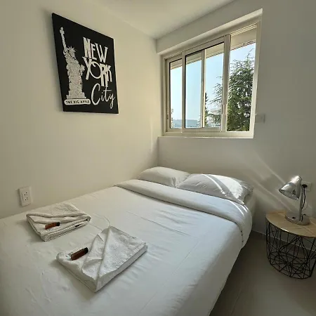 Spacieux 3 Pieces Au Coeur De Juan Les Pins Apartamento